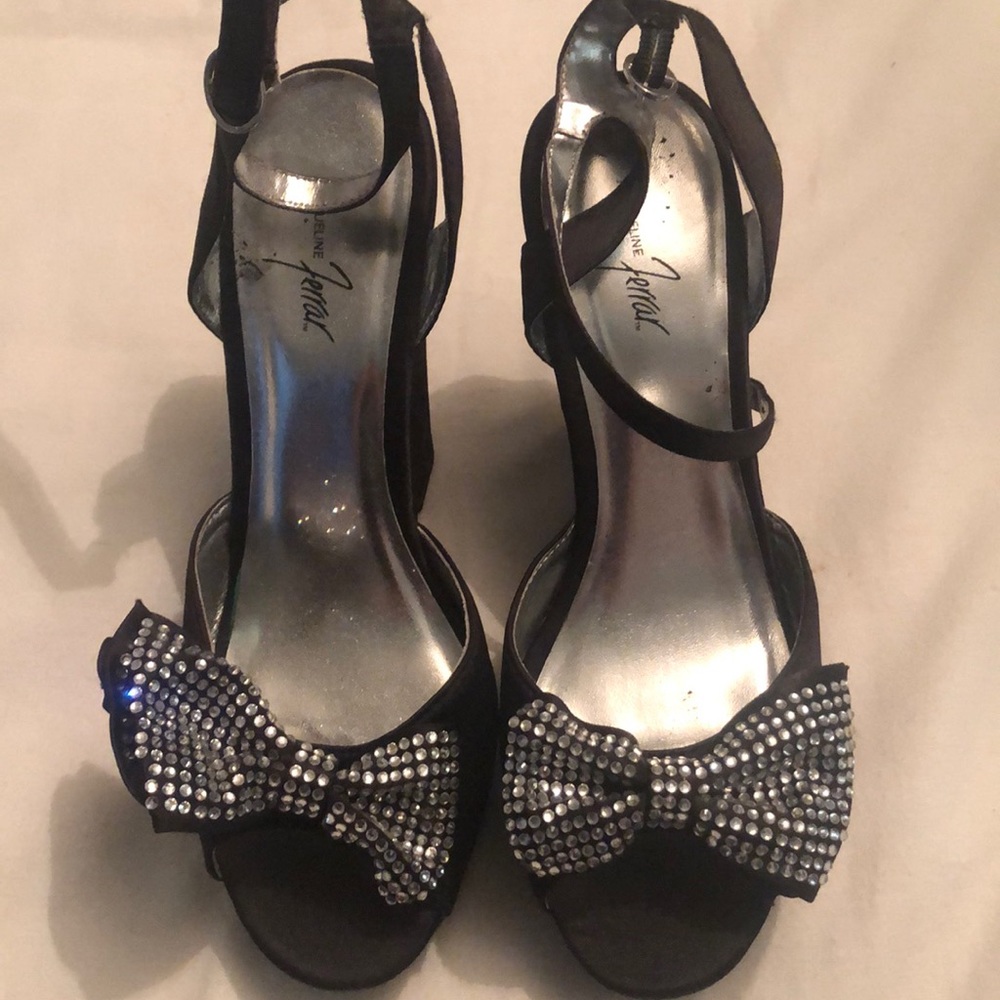 Jacqueline Ferrar Wedge Shoes